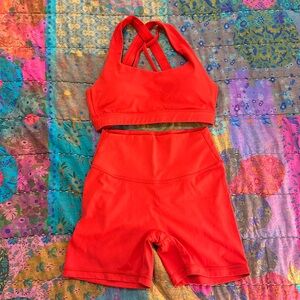 NWOT Paragon set in Hot Shot